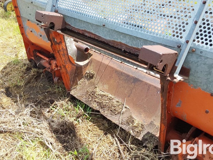 allis-chalmers-430f-4r30"-corn-head-image-8