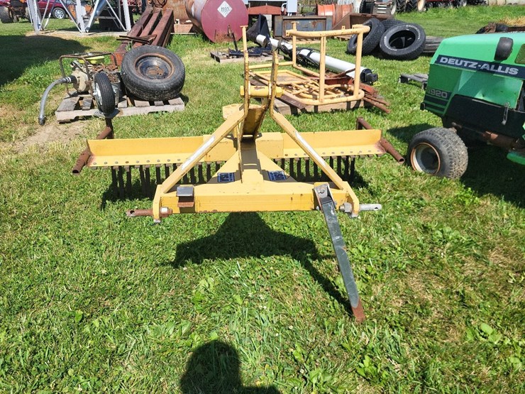 king-kutter-30"-3pt-hitch-landscape-rake-image-7