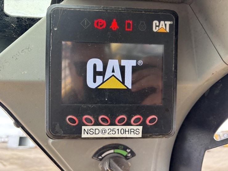 caterpillar-299d2-image-28