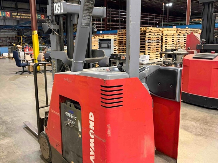 raymond-dss350tt-forklift-image-3