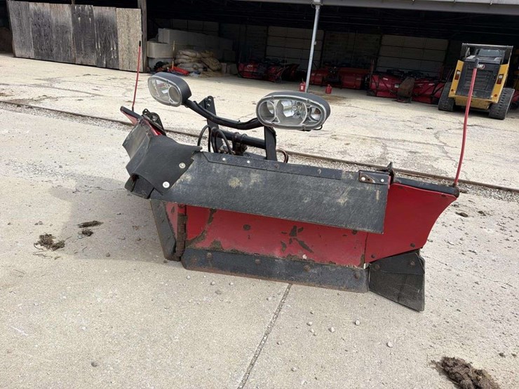 boss-7ft-6in-power-v-snow-plow-w/-12in-extensions-image-1