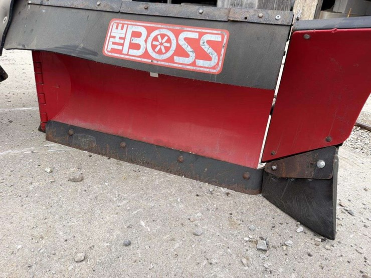 boss-8ft2in-power-v-snow-plow-w/-12in-extensions-image-7