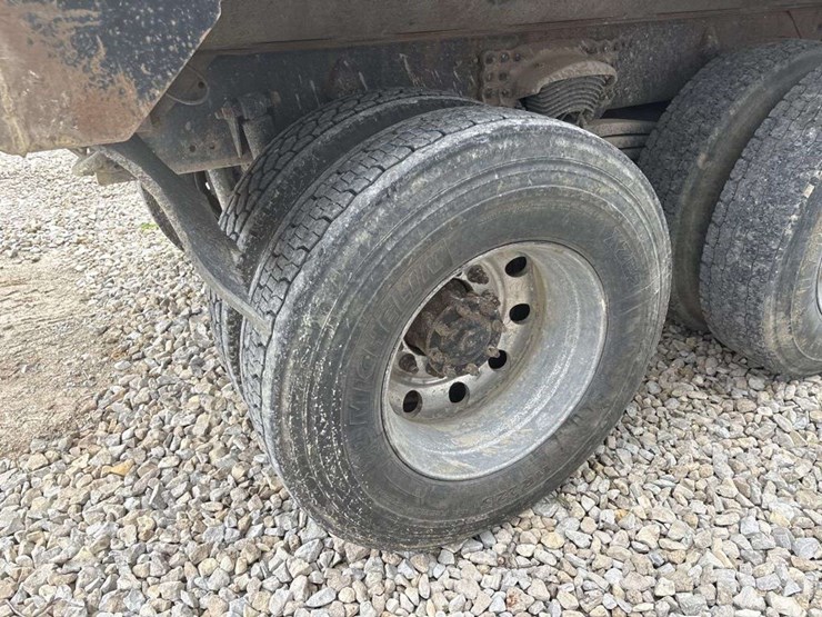 2018-western-star-4700-image-12
