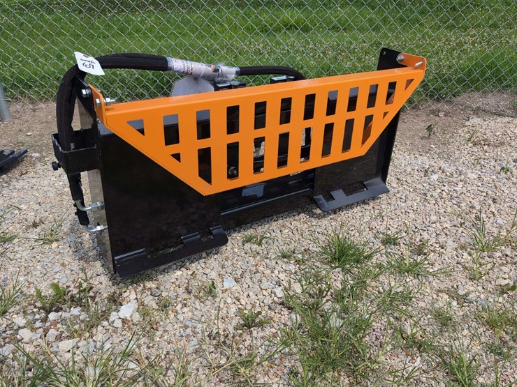 (1)-wolverine-skid-steer-pallet-fork-hydraulic-adjustable-pfa-11-3300g-image-5