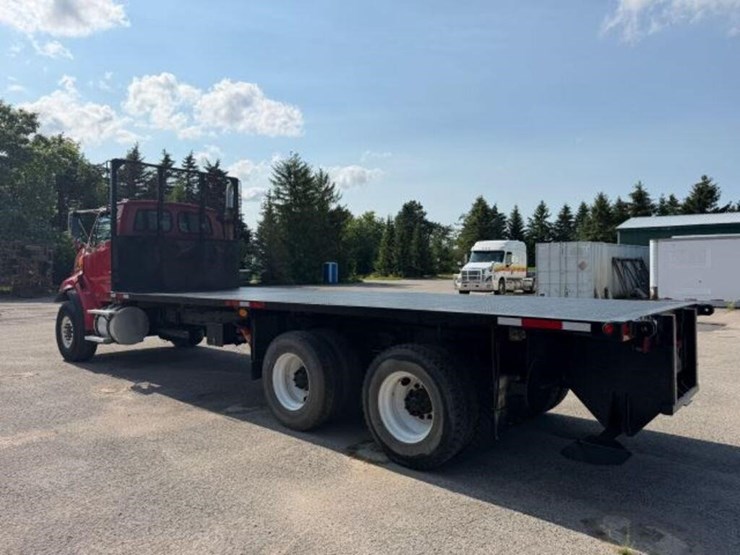 2009-sterling-l8500-image-5