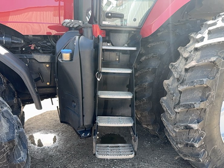 2011-case-ih-magnum-290-image-34
