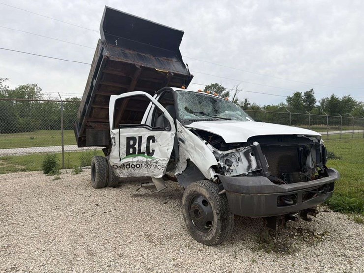 2005-ford-f350-image-4