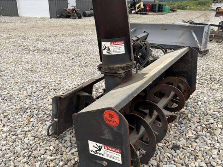 bobcat-sb-200-66in-snow-blower-image-2