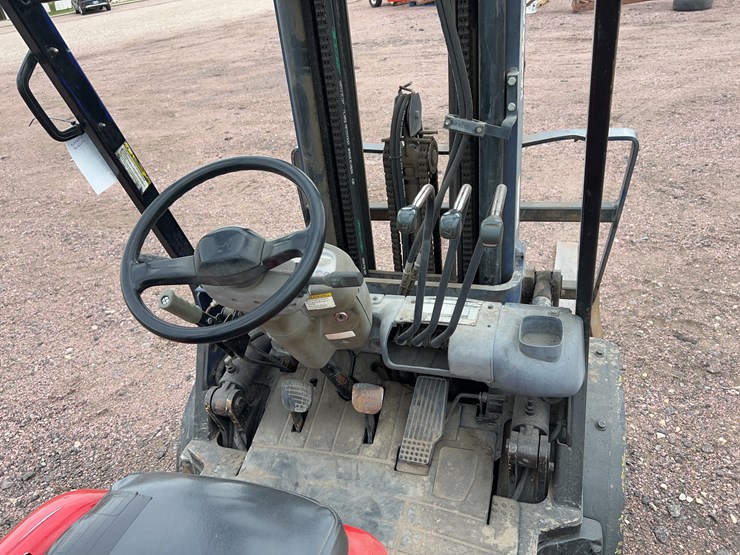2005-komatsu-fg25t-12-image-8
