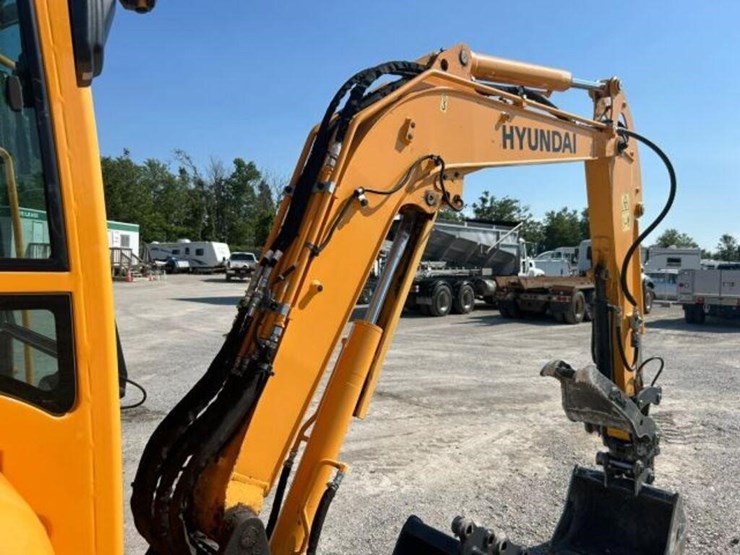 2021-hyundai-robex-35z-9a-image-32