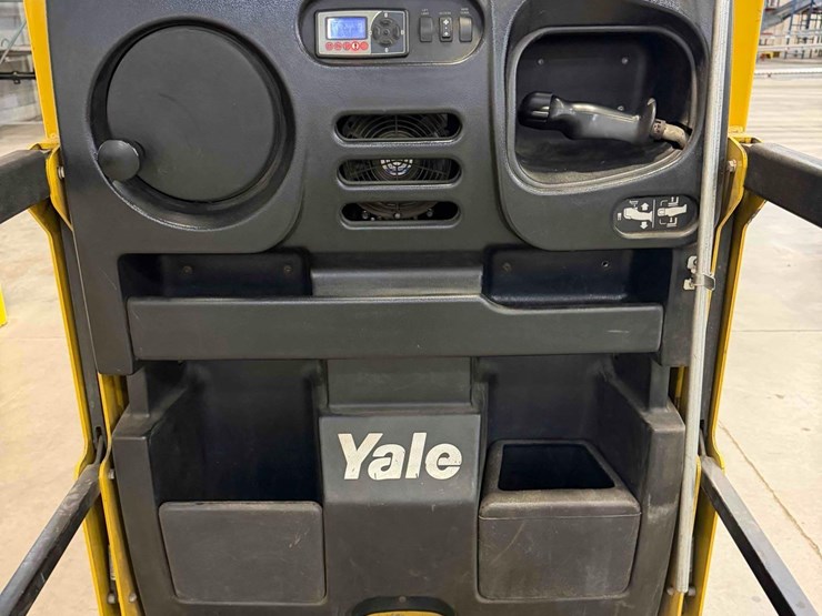 yale-os030bfn36te119-order-picker-image-10