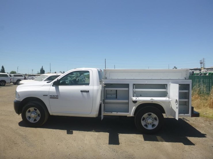 2018-dodge-2500-image-6