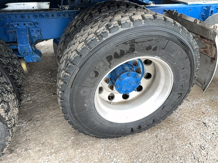 2012-mack-cxu613-image-42