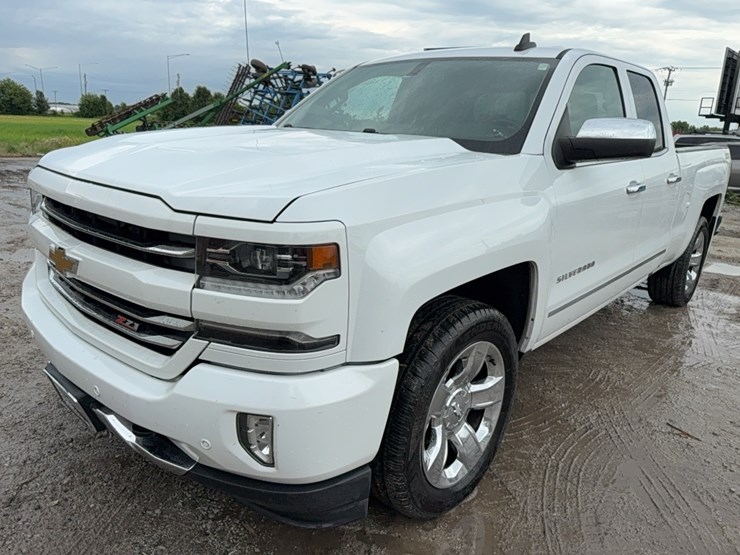 2016-chevrolet-silverado-ltz-image-11