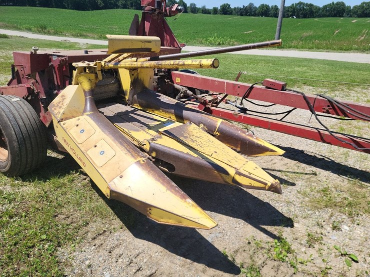 new-holland-890-image-28