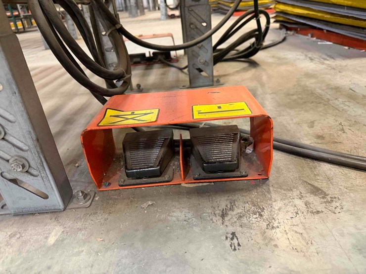 lee-l36-30-electric-hydraulic-scissor-lift-image-7