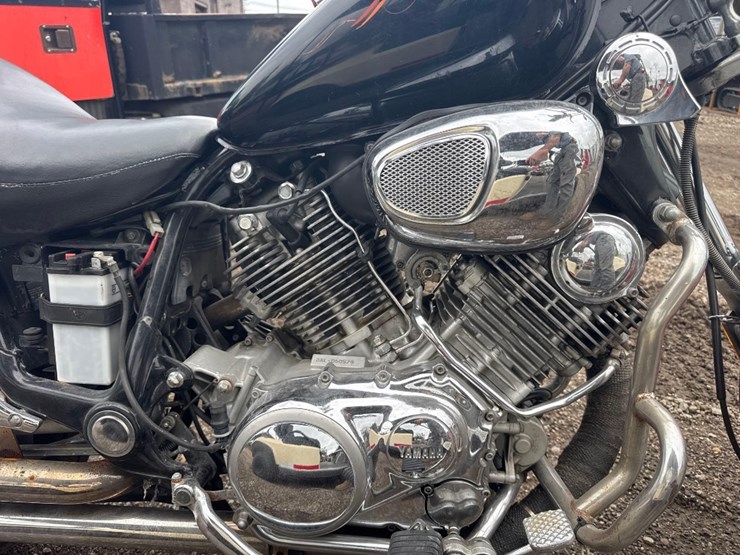 1997-yamaha-xv750-motorcycle-image-3