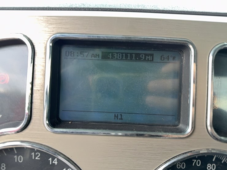 2012-mack-cxu613-image-55
