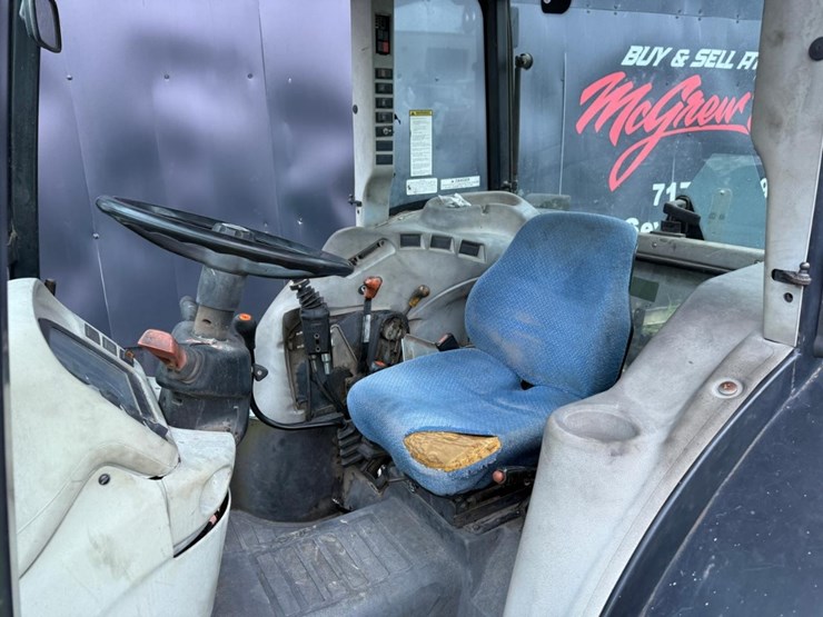 new-holland-t4030-image-21