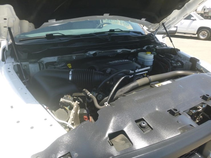 2018-dodge-2500-image-16