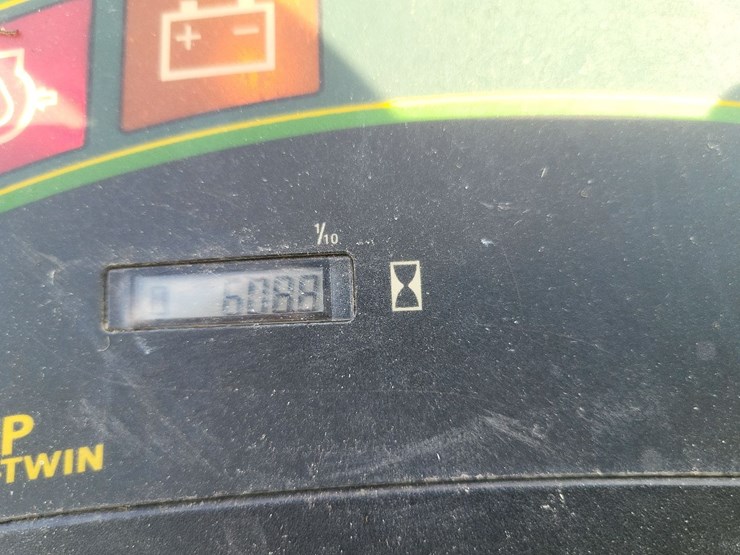 john-deere-lx288-image-24