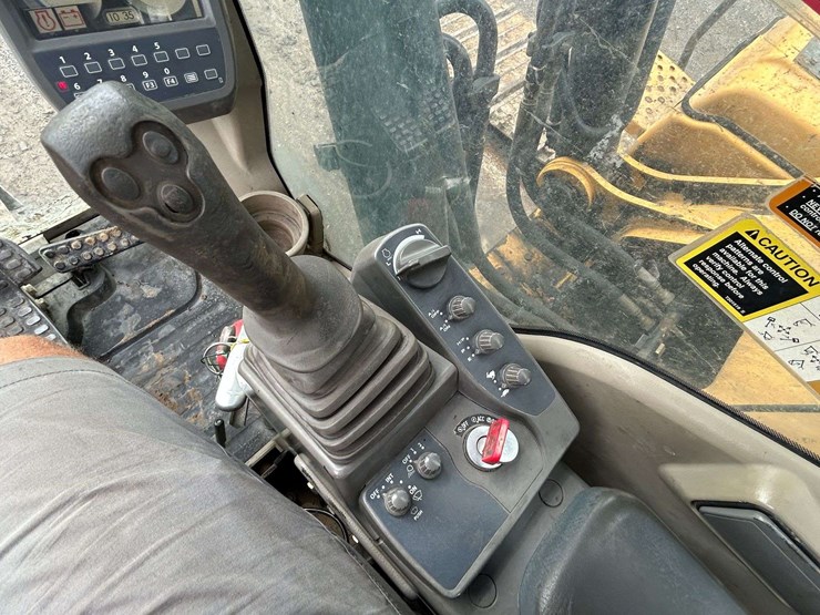 2006-deere-350d-lc-image-69
