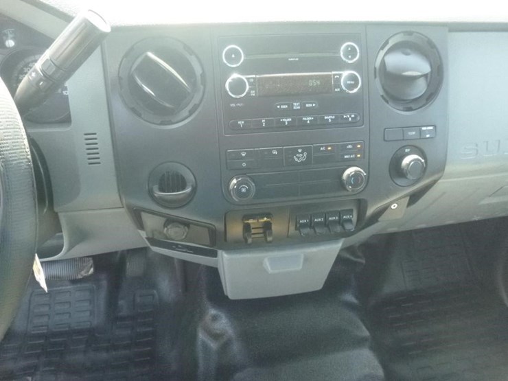 2013-ford-f450-image-16