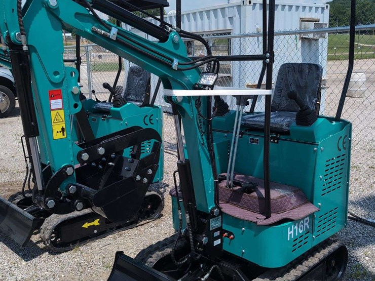 cfg-industries-mini-excavator---h16r-image-1