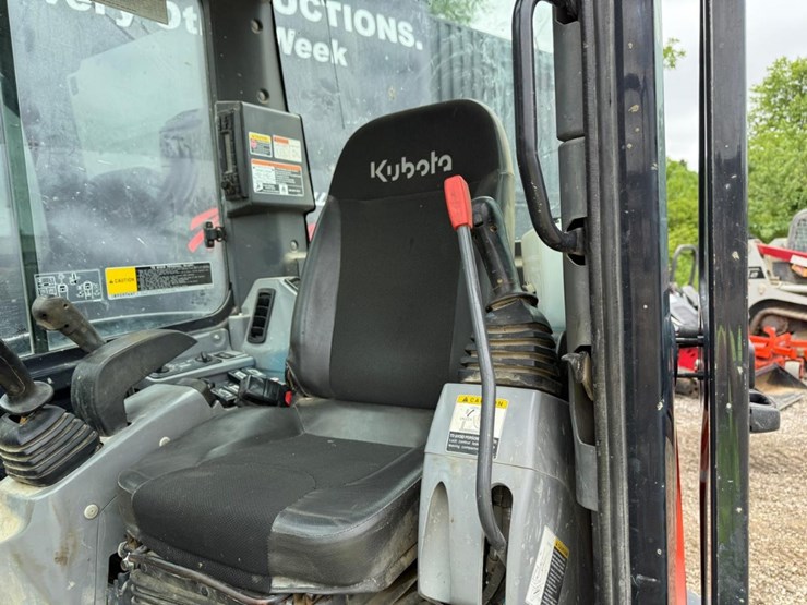 kubota-kx040-4-image-17