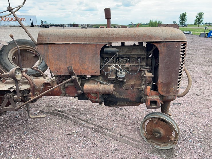 1942-j.i-case-tractor-image-3