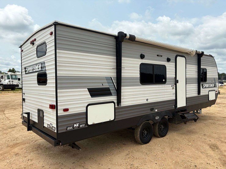 2022-kzrv-"sportsmen-se"-travel-trailer-image-3