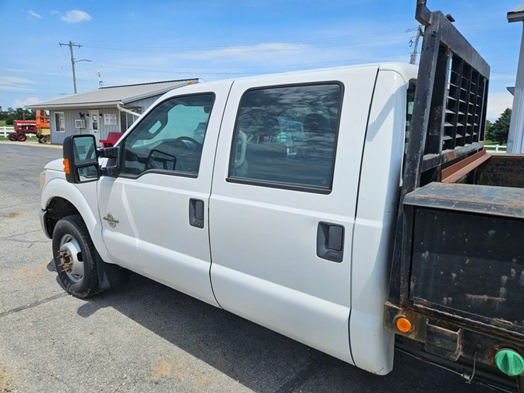 2013-ford-f350-image-18