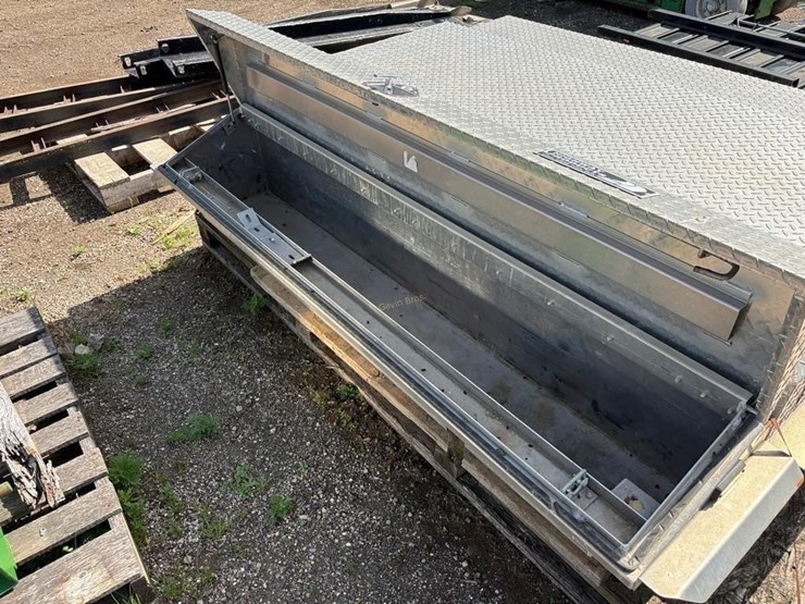 highway-products-truck-toolbox-image-4