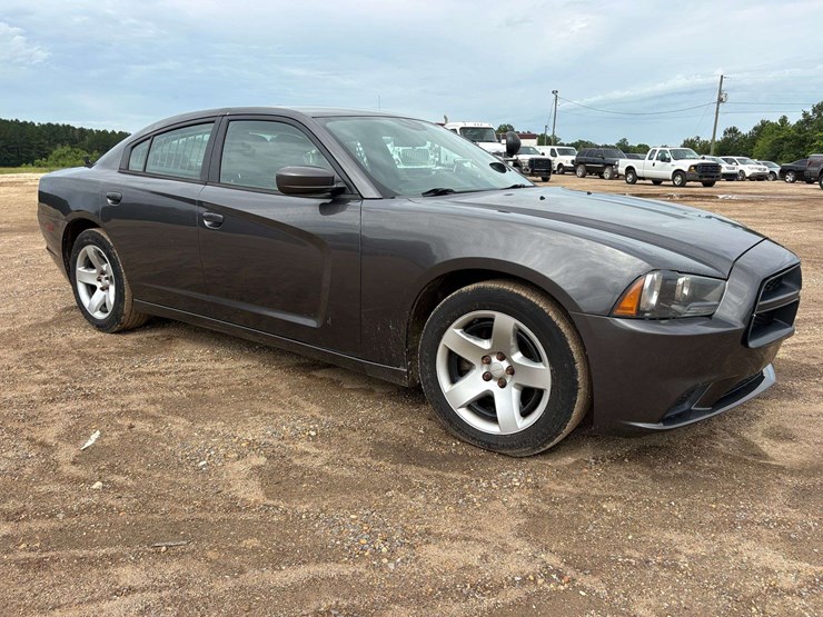 2014-dodge-charger-police-sedan-(187,640-miles)-image-4