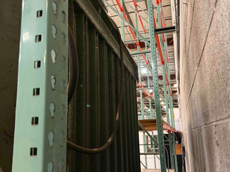 philidelphia-tramrail-2300-hd-vertical-baler-image-6