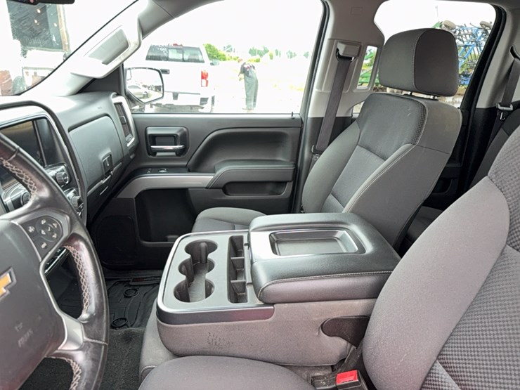 2014-chevrolet-silverado-lt-image-38
