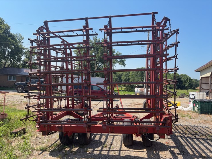 mcfarlane-36'-drag-harrow-image-6