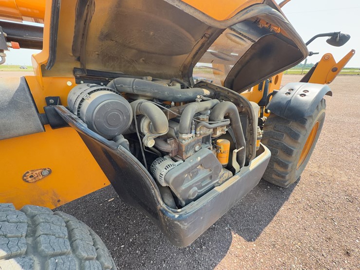 2011-jcb-510-56-image-20