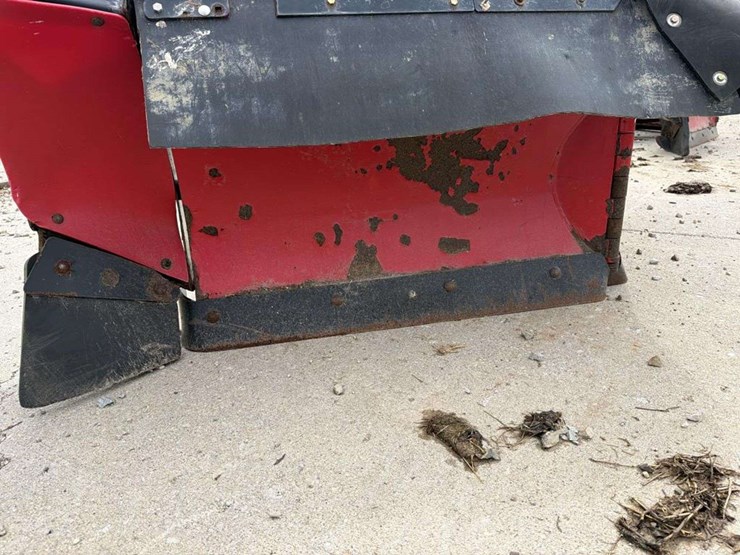 boss-7ft-6in-power-v-snow-plow-w/-12in-extensions-image-6