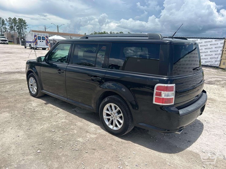 2016-ford-flex-image-4