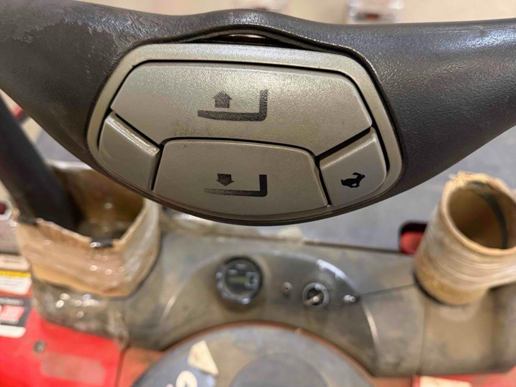 electric-pallet-jack-image-7