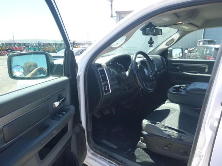 2019-dodge-1500-image-5