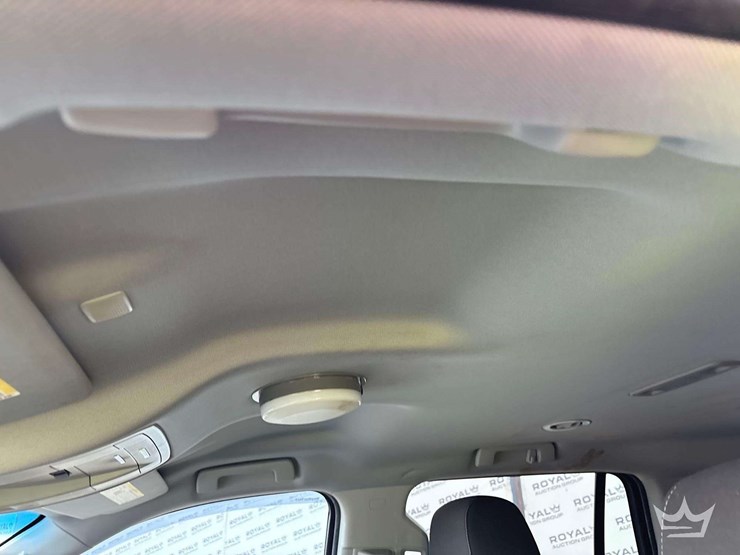 2019-chevrolet-tahoe-image-21