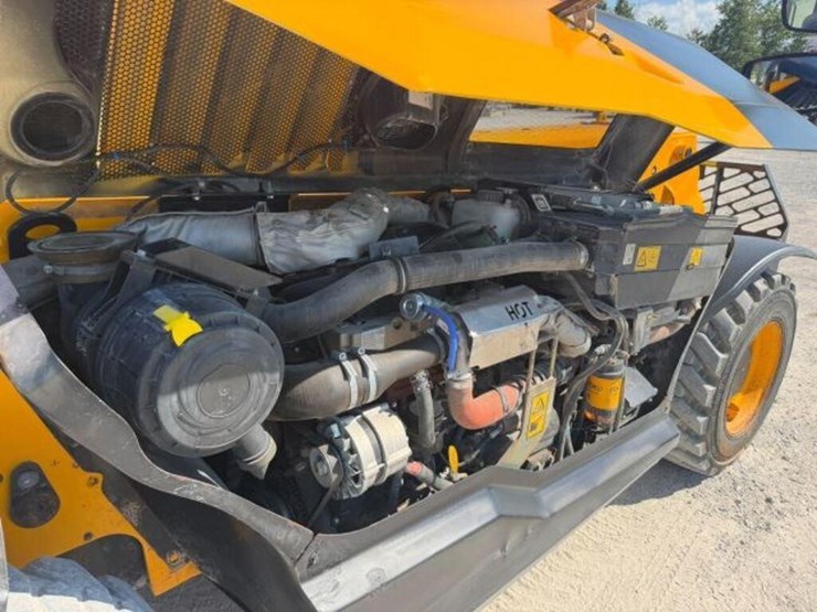 2018-jcb-505-20-image-28