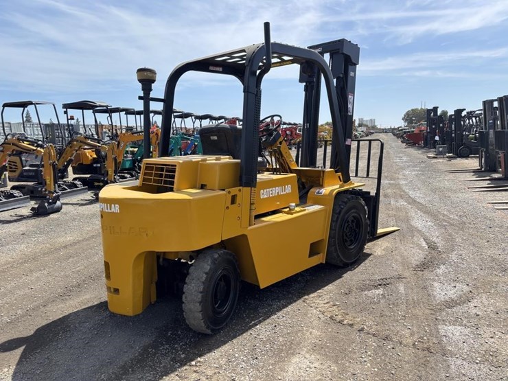caterpillar-v80e-image-3