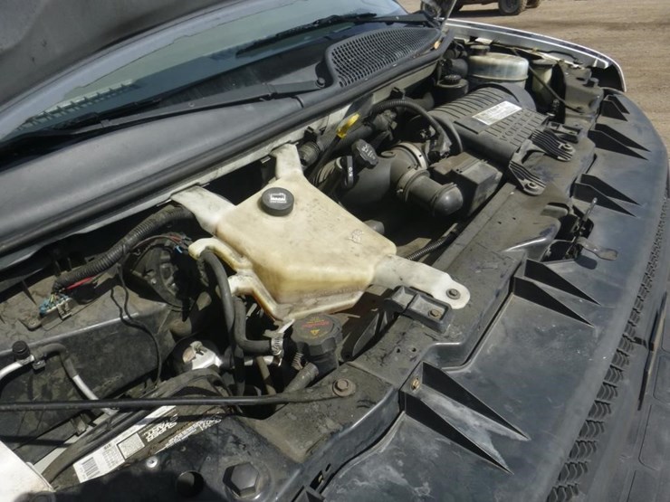 2010-chevrolet-express-2500-image-10