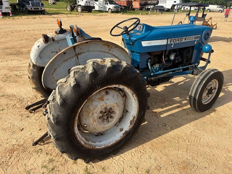 ford-2600-image-3