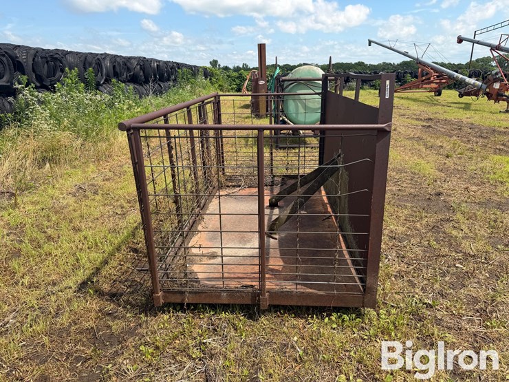 3-pt-livestock-carrier-image-4