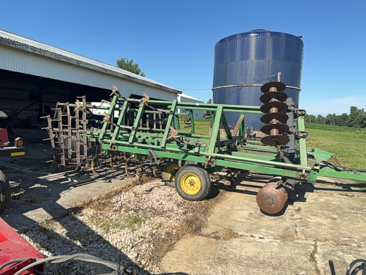 john-deere-724-image-15
