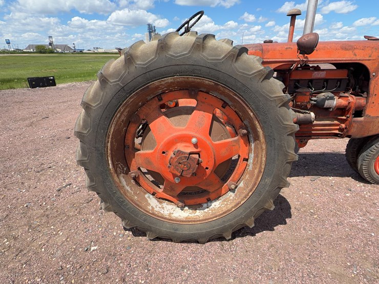 1952-case-sc-tractor-image-26